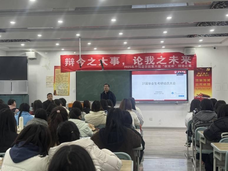 餐厅里的人们AI 生成的内容可能不正确。